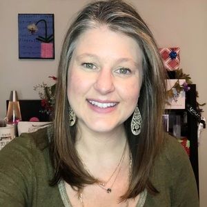 Meet your Posher, Kelly